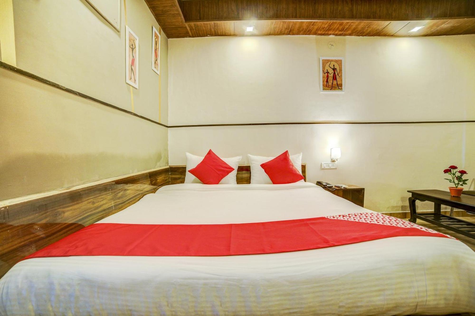 Hotel O Vip Kota  Esterno foto